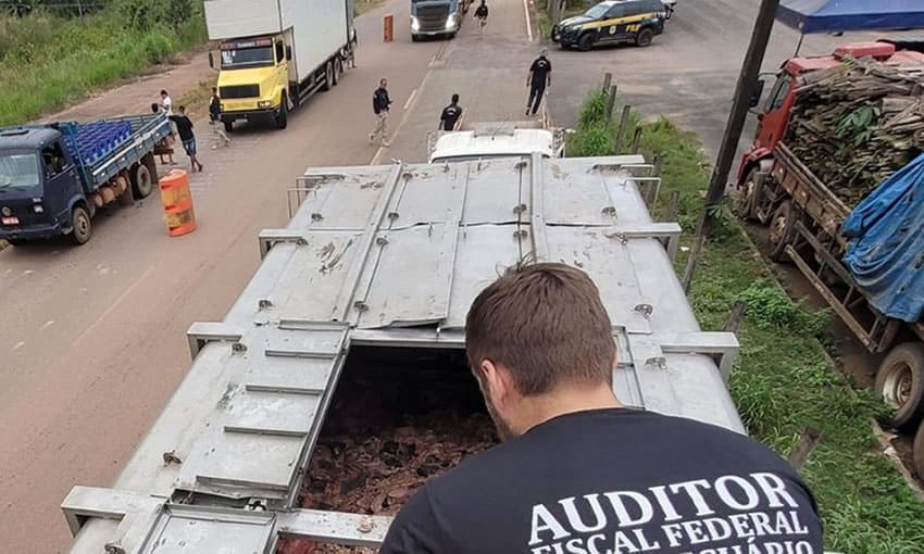 Ministério da Agricultura apreende produtos e barra comércio irregular