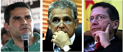 Elson Santiago (PP), Helder Paiva (PR) e Jamyl Asfury (DEM) assinam ficha de filiação em um novo partido