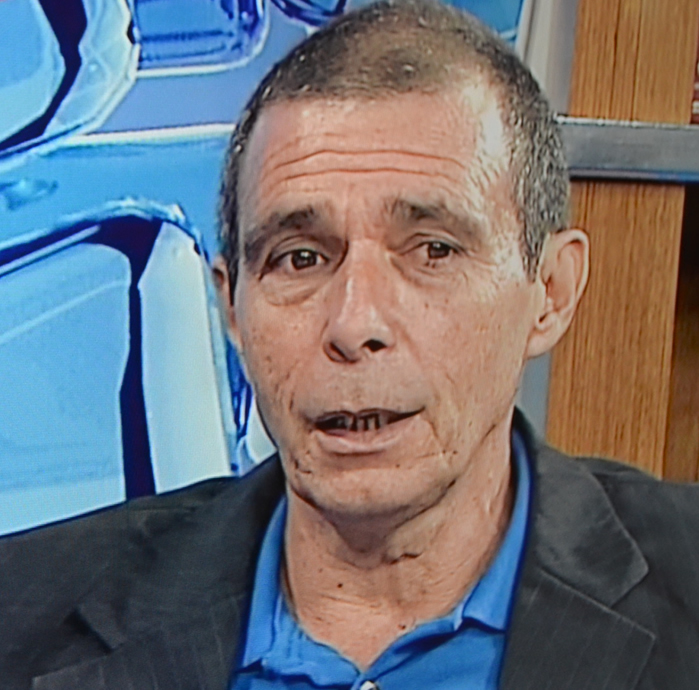 Na TV: Toinho Alves diz que “Jorge Viana sabe o tamanho do buraco que a canoa tá”