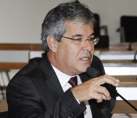 Jorge Viana faz balanço semestre e presta contas do mandato