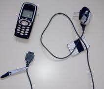 Agentes encontram celulares no presídio de Sena