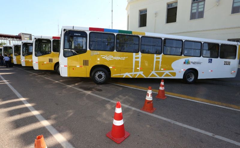Frota de ônibus será dobrada nos dias de provas do ENEM