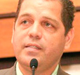 Rocha defende diálogo para melhorar lei que prejudicou taxistas do interior