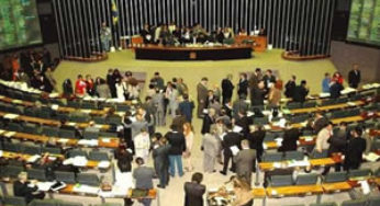 Câmara aprova PEC do Orçamento Impositivo