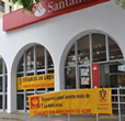 Funcionários do Banco Santander fazem paralisação
