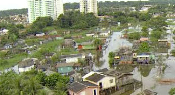 Rio Acre apresenta sinais de vazante na capital; Veja video