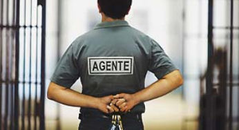 Agentes penitenciários poderão utilizar armas fora de serviço