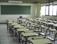 Cheia do rio Acre obriga governo a suspender aulas em 14 escolas na capital