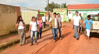 Prefeito Marcus Viana avalia melhorias para o bairro Jorge Lavocat