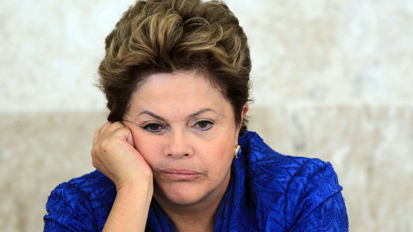 Datafolha: 65% dos brasileiros reprovam governo Dilma