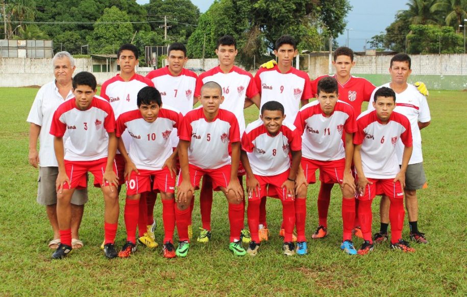 Bangu e Figueirense levantam as taças do Intermunicipal