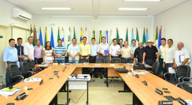 Bancada e prefeitos vão discutir recuperação dos municípios