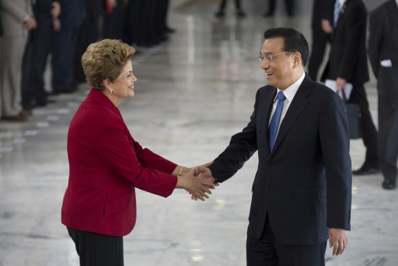 Dilma recebe ministro chinês que vai viabilizar ferrovia que passará pelo Acre