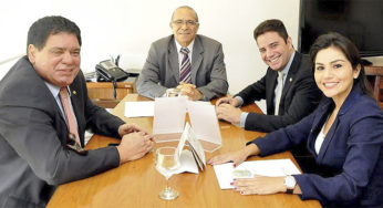 Jéssica, Gladson e Flaviano pedem transferência da área do Igarapé preto para o município