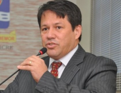Vereador Artemio Costa assume cargo de prefeito de Rio Branco