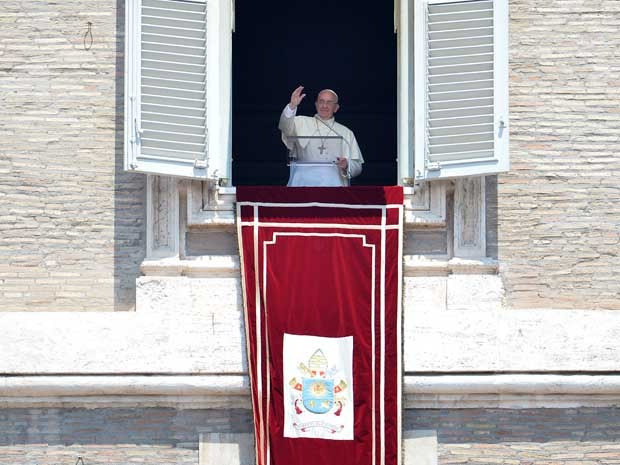 Papa cria tribunal para julgar bispos que acobertaram abusos