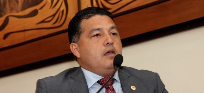 Eber Machado dá puxão de orelhas em deputados federais e senadores do Acre que se omitem na questão da segurança