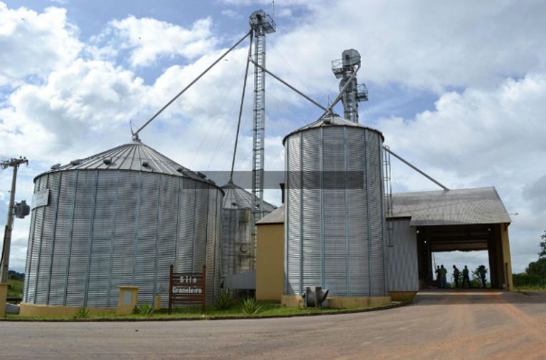 Produtores voltam a denunciar o sumiço de mais de mil sacas de milho em Brasiléia
