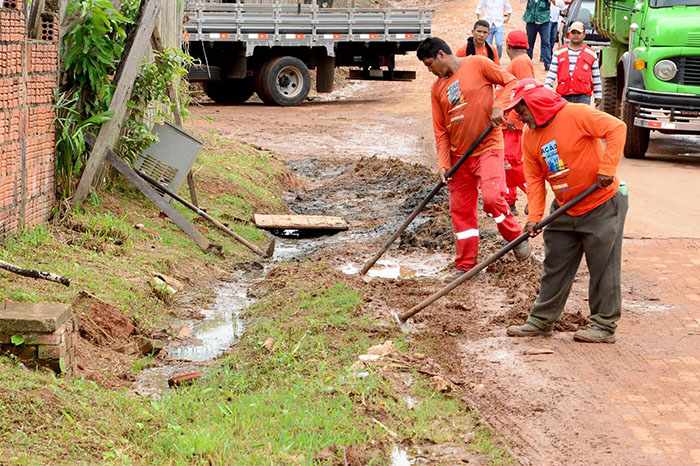 Ação de limpeza retira mais de 730 toneladas de entulhos na capital