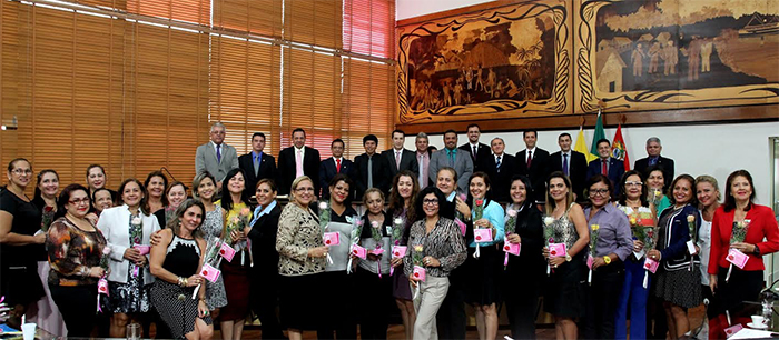 Em homenagem às mulheres, Ney Amorim convida deputadas para presidirem sessão na Aleac