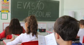 No Acre, mais de 11 mil alunos abandonam a escola e MEC quer investigar e contornar evasão