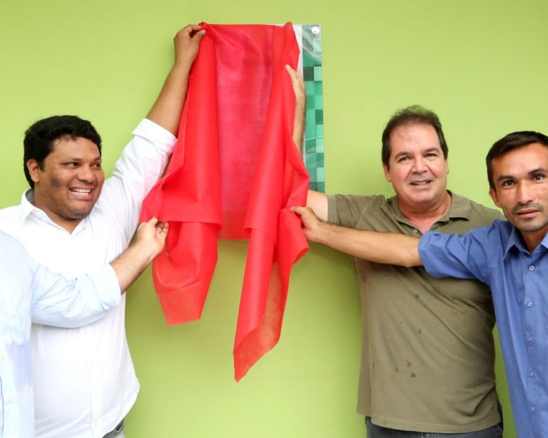 Em Capixaba, Sebastião e Nil Figueiredo inauguram escritório da Seaprof e Luz Para Todos