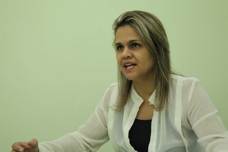 Após fiscalização do Ministério da Saúde, Sebastião Viana exonera diretora da Bárbara Heliodora