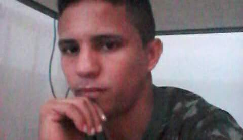 Militar morre após colidir contra cavalo solto em estrada de CZS