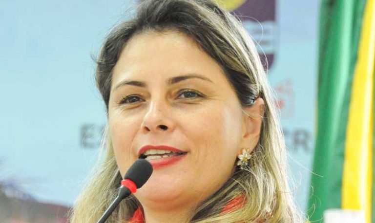 Vereadora Rose Costa, do PT, não disputará mais a reeleição