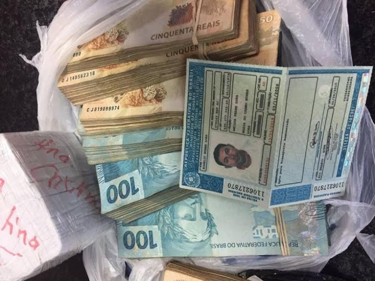 Operação “Fronteira Segura” prende quatro homens com mais de R$ 211 mil