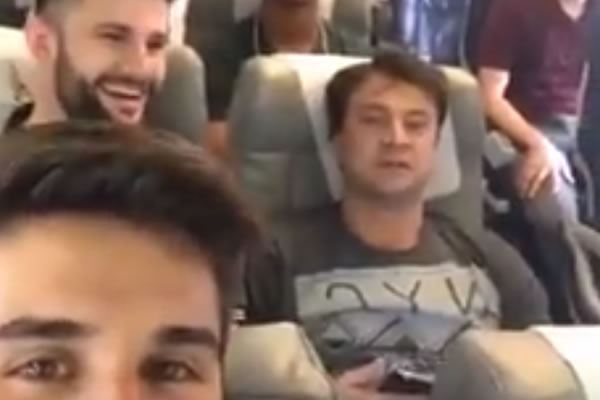 Antes de decolarem para a Colômbia, jogadores da Chapecoense gravaram vídeo falando em “escala no Acre”