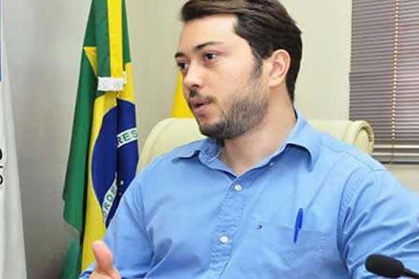 Vereador Jarude faz consulta popular para saber se povo quer ou não o UBER em Rio Branco