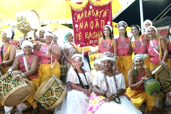 Carnaval do Mercado Velho  é embalado ao som do maracatu com o tema “Brincar como Antigamente”