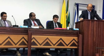 Vereadores de Cruzeiro do Sul aprovam redução salarial proposta por Ilderlei Cordeiro