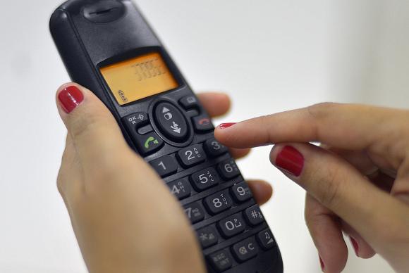 Ligar de telefone fixo para celular está mais barato entre 16 e 19%