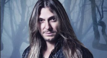 Ex-vocalista da Banda Angra, Edu Falaschi se apresenta no Studio Rock, em Rio Branco