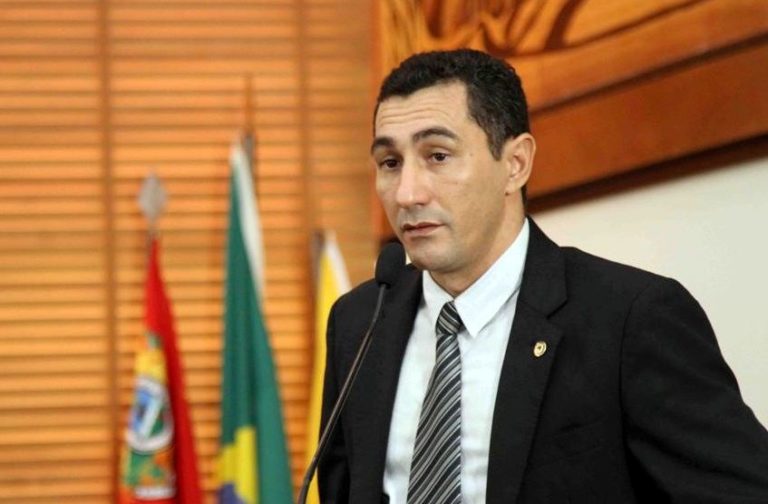 Sem reivindicações atendidas pelo governo do estado, aliado de Sebastião, Jesus Sérgio ameaça deixar a FPA