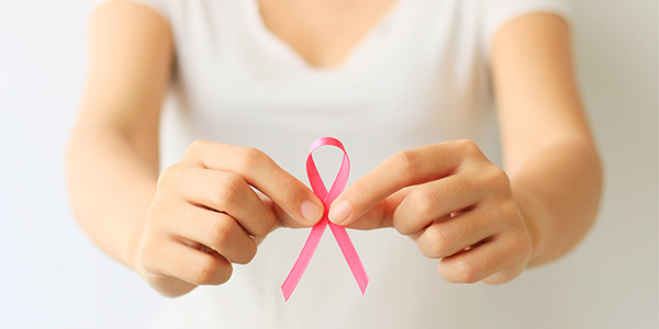 Mulheres acima de 50 anos podem realizar mamografia sem agendamento no Cecon/Ac