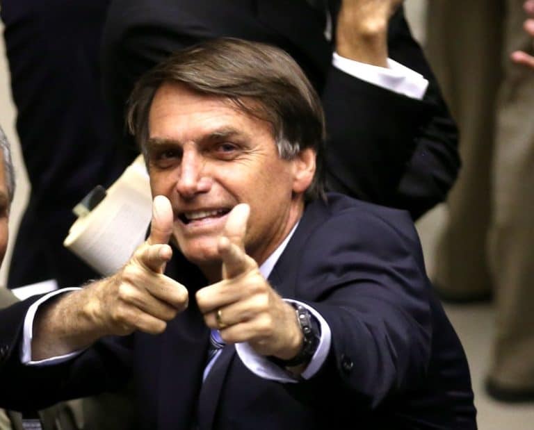 Governo Bolsonaro aumenta valor do auxílio-reclusão: R$ 1.364,43