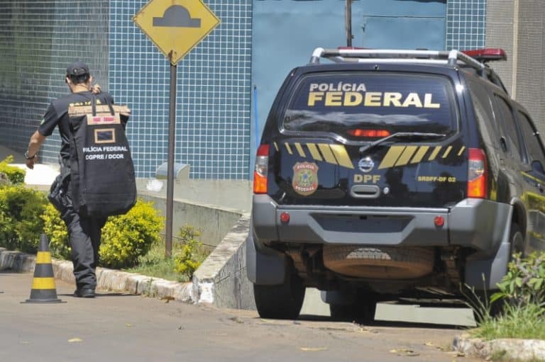 PF investiga desvio de R$ 20 milhões em Porto Velho; três mandados são cumpridos na capital Rio Branco
