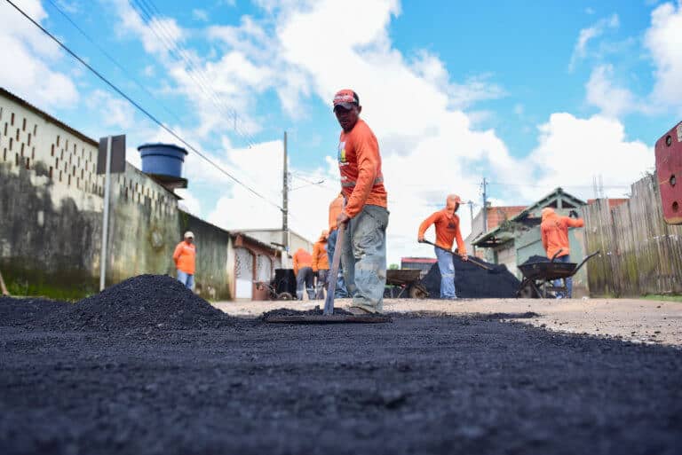 Governo confirma que asfalto da Emurb é de má qualidade