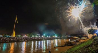 Milhares acompanham queima de fogos na orla de Rio Branco