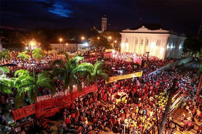 PT do Acre realiza vigília “em defesa da democracia e de Lula”, na capital