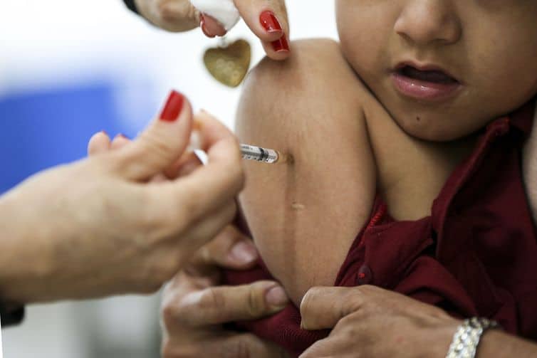 Falta vacinar 5 milhões de crianças