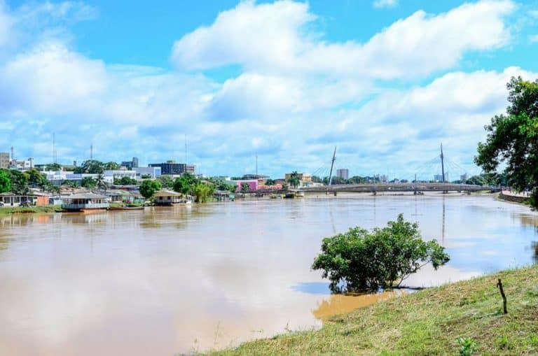 Rio Acre baixa quase um metro em 24h, informa Defesa Civil
