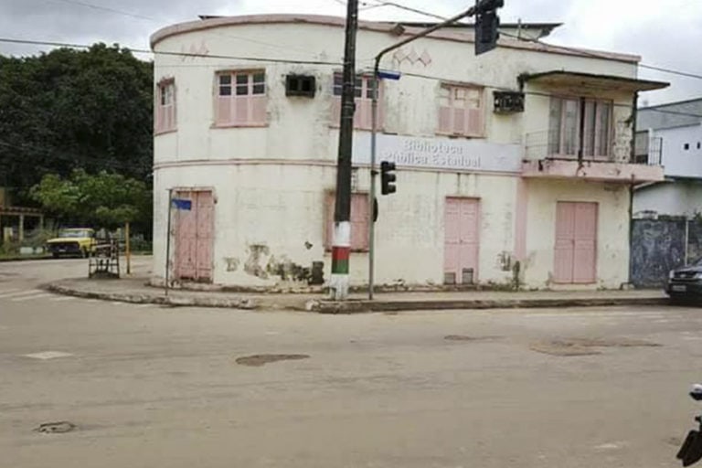 Biblioteca Pública que estava fechada no município de Tarauacá passará por reforma