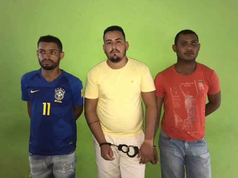Trio é preso acusado de tráfico de drogas no município de Cruzeiro do Sul