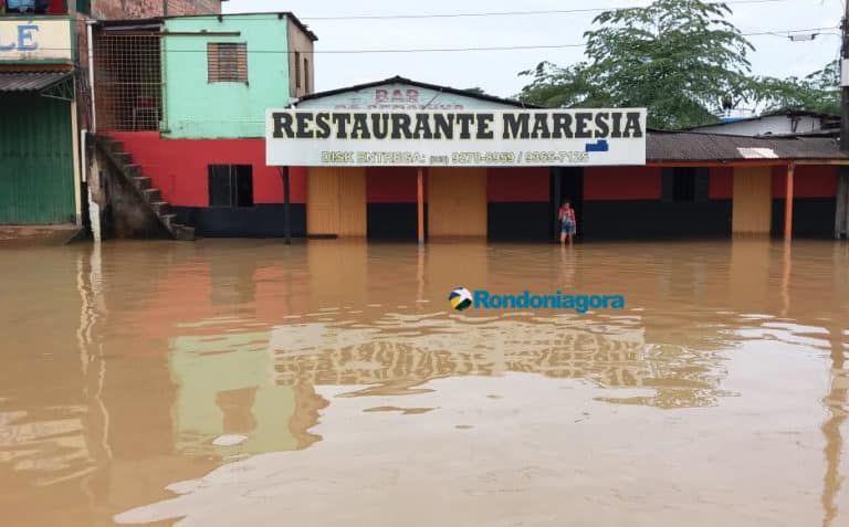 Nível do Rio Madeira baixa mas transtornos continuam em RO