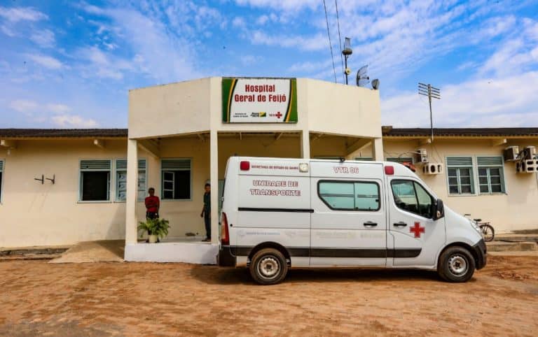 Hospital de Feijó tenta contratação por “baixo dos panos”, diz denúncia