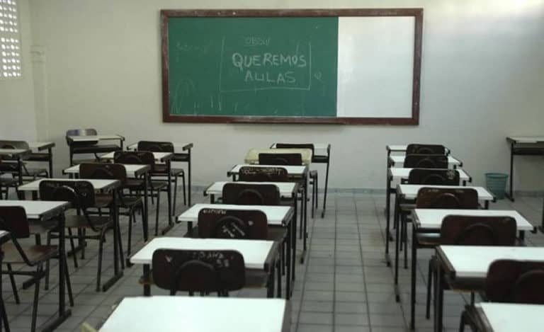 Em Rio Branco, mais de 70 escolas não iniciaram ano letivo por conta da greve da Educação